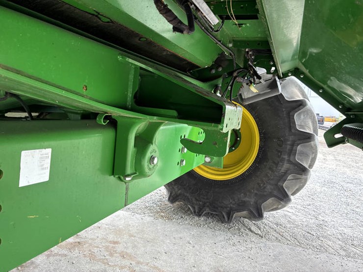 2016-john-deere-s680-image-57