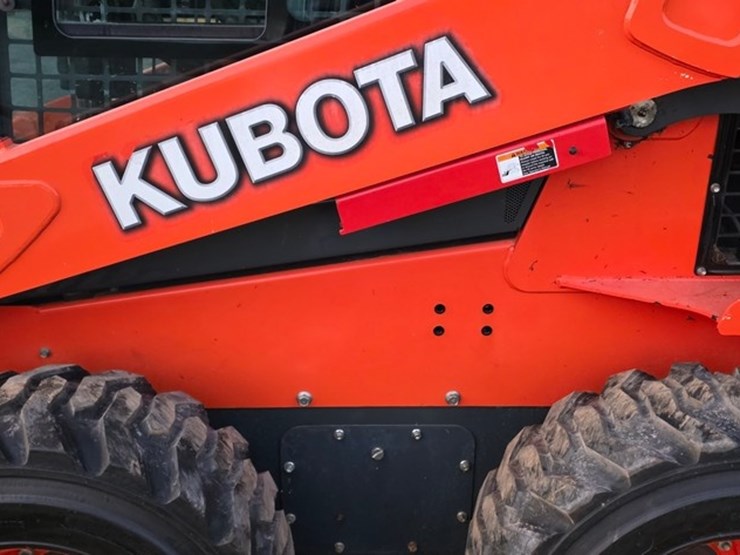 2016-kubota-ssv75-image-27