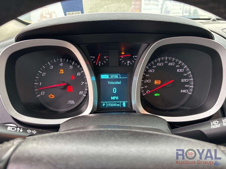 2015-chevrolet-equinox-image-11