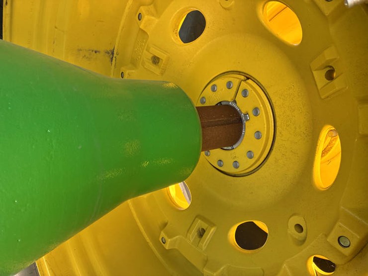 2023-john-deere-9r-440-image-67