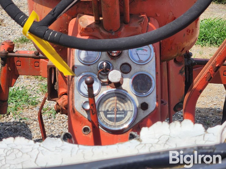1965-allis-chalmers-d19-image-14