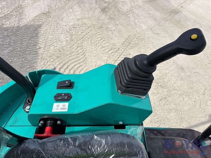 unused-2025-cfg-mh12rx-mini-excavator-image-28