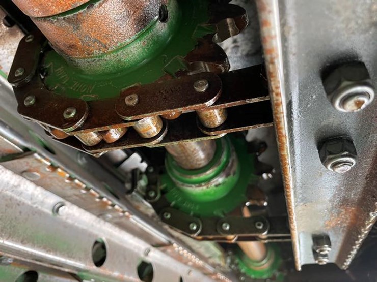 2017-john-deere-s680-image-22
