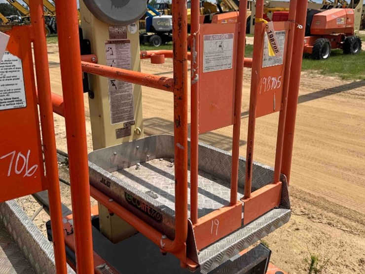 2019-jlg-ecolift-image-2