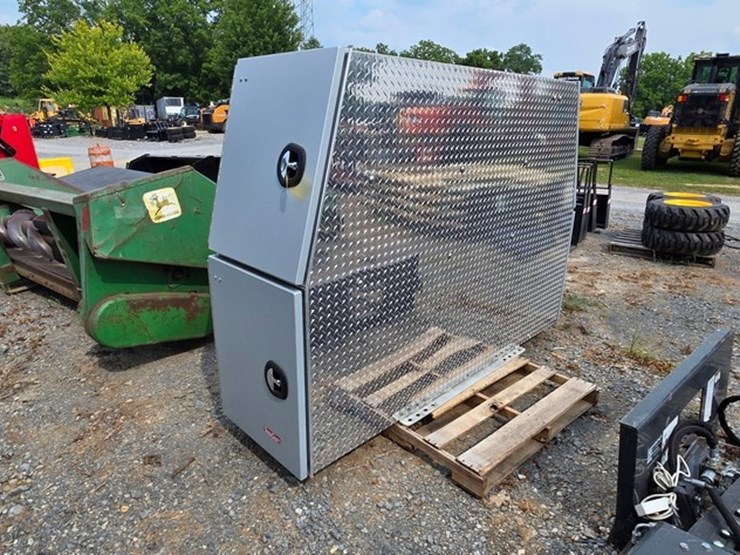 truck-tool-box-image-2