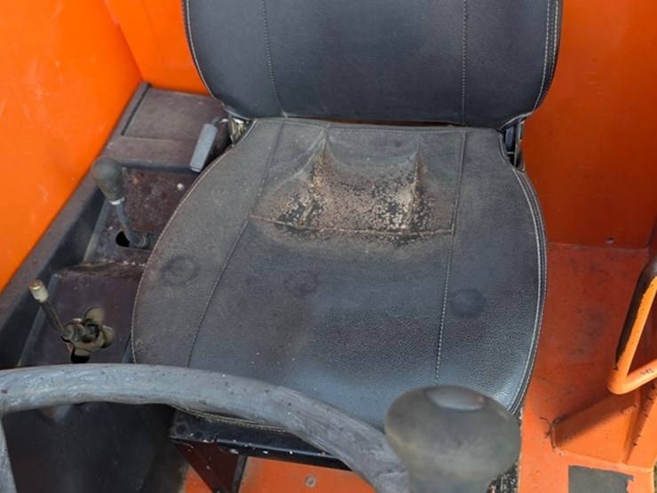 2013-jlg-g9-43a-image-39