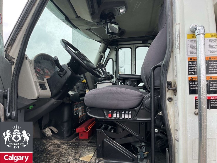 2017-international-workstar-7400-image-10