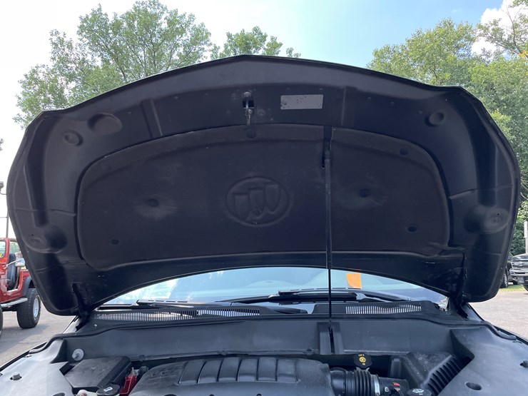 2013-buick-enclave-image-52