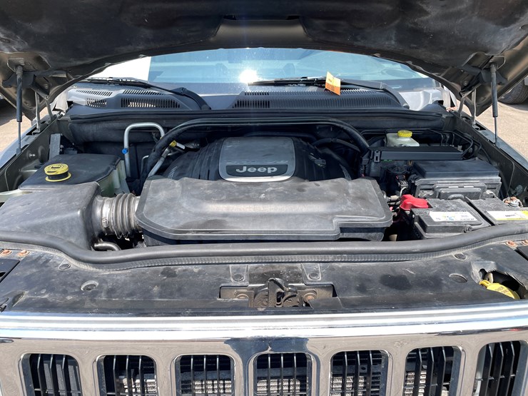 2006-jeep-commander-image-15