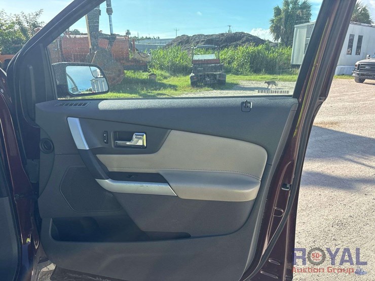 2012-ford-edge-image-22