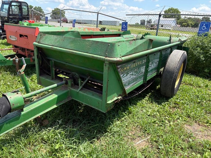 john-deere-34-image-1