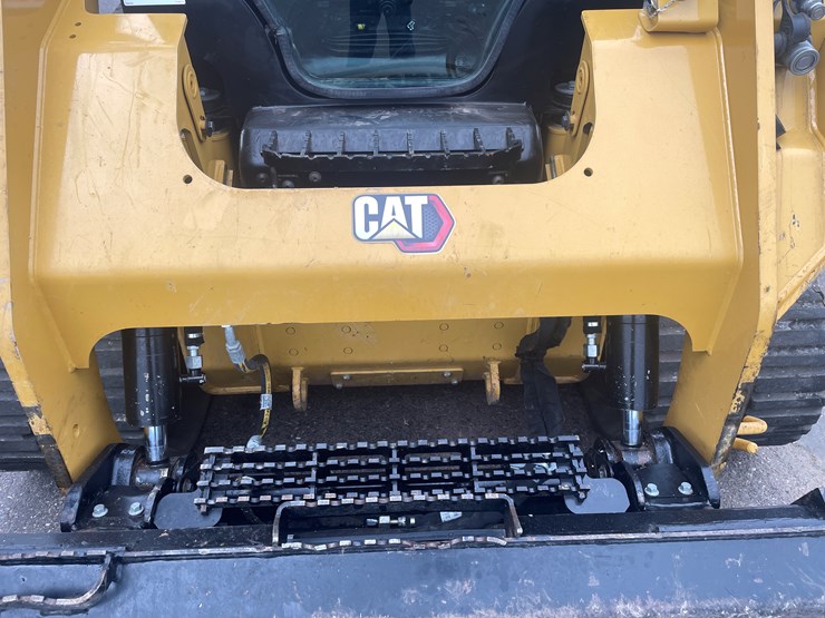 2019-caterpillar-259d3-image-14