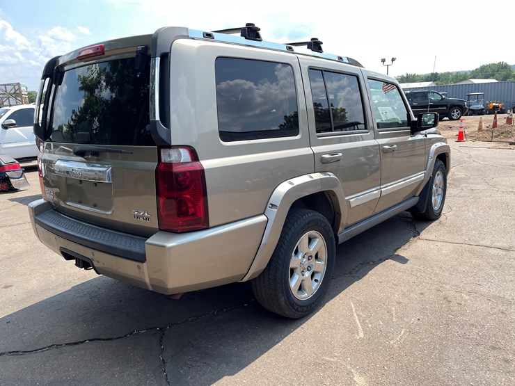 2006-jeep-commander-image-5