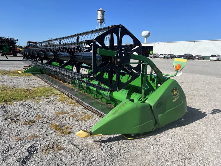2010-john-deere-630f-image-1