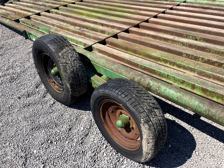 john-deere-28-image-7