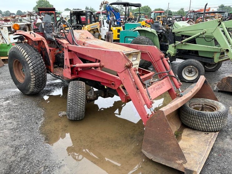 massey-ferguson-1030-image-1