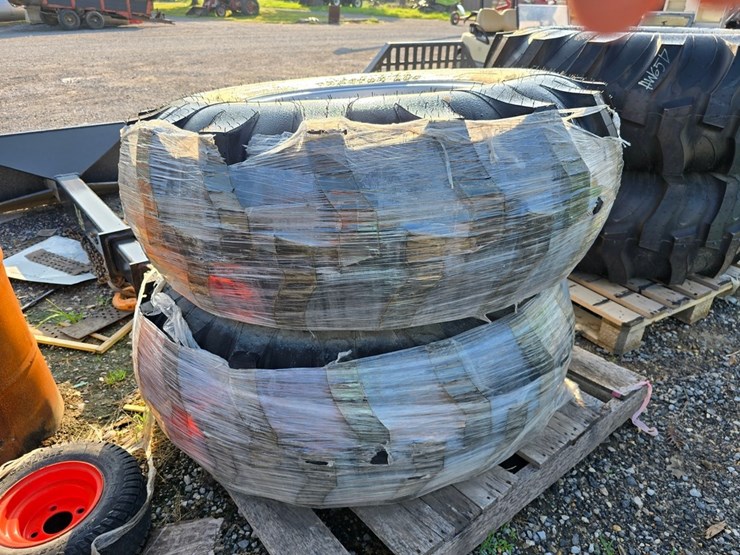 new-2-16.9-24-tractor-tires-&-rims-image-3