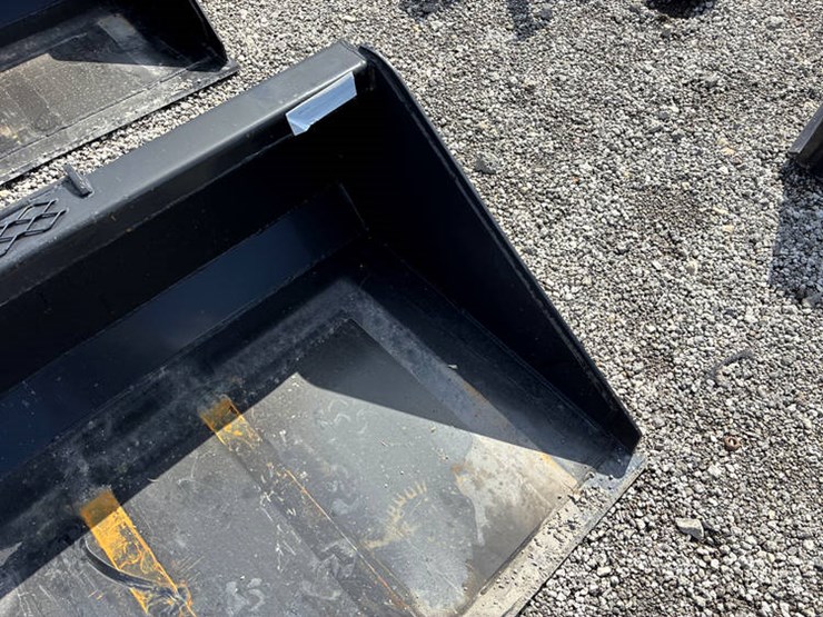 #113157-•-industrias-america-88"-skidsteer-bkt-image-4