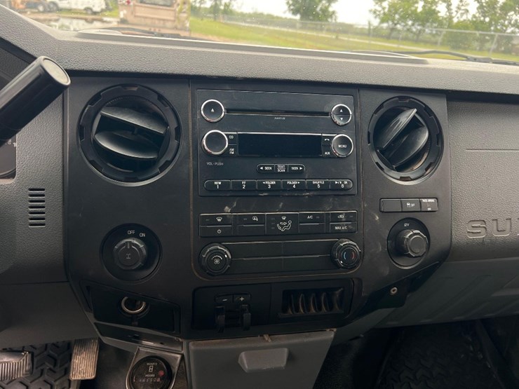 2011-ford-f250-image-22