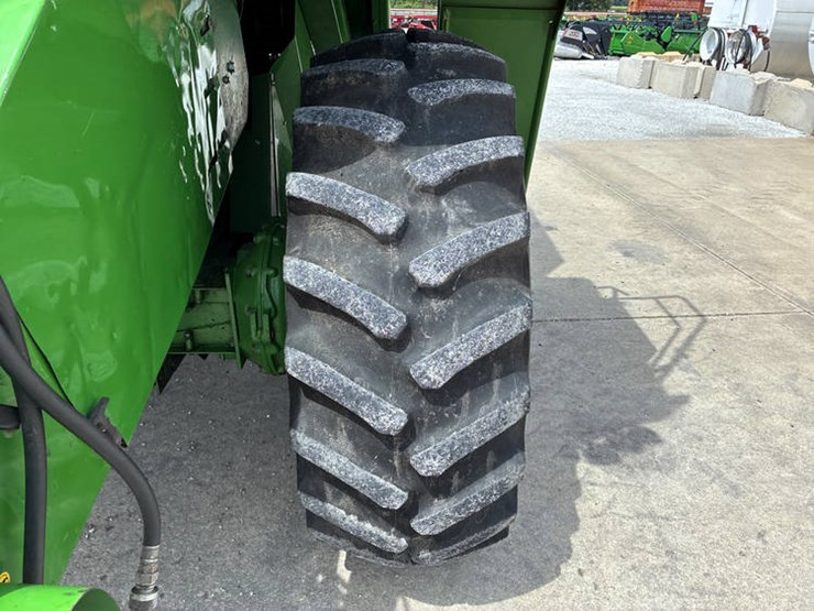 1983-john-deere-6620-image-42