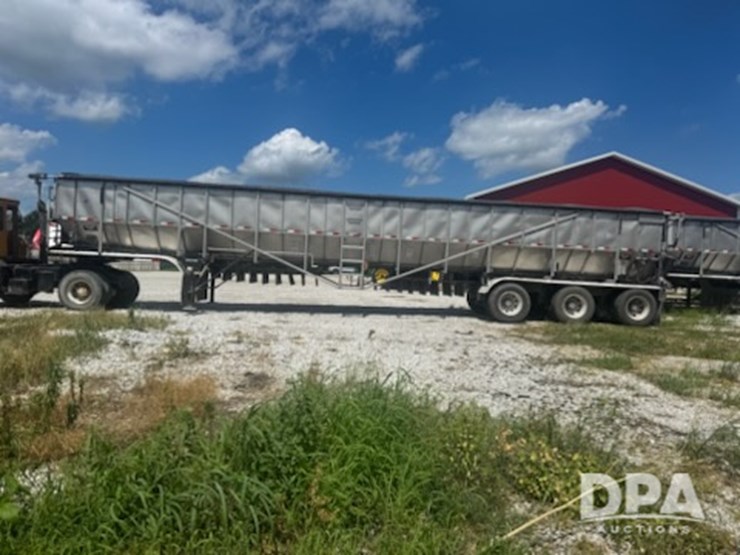2023-trinity-belt-trailer-image-2