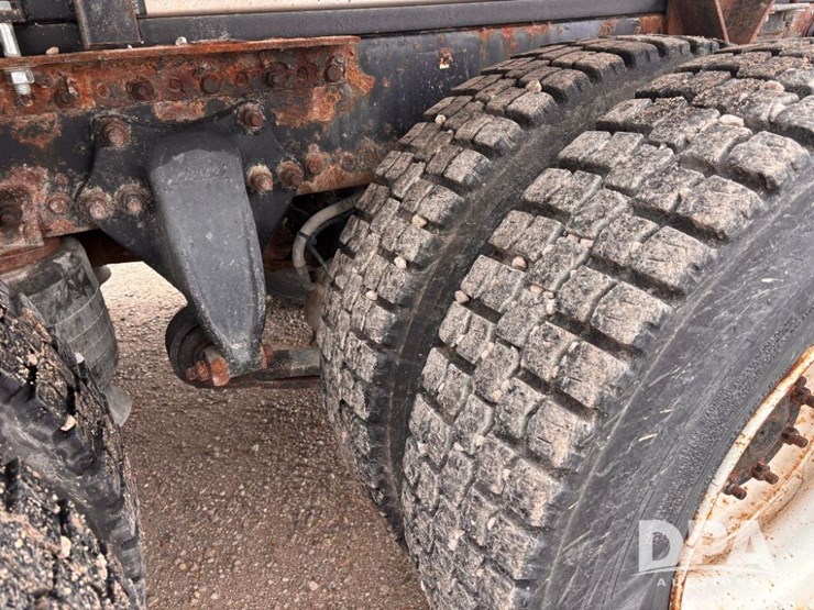 2006-freightliner-columbia-truck-(gp11007,-unit-345)-image-36