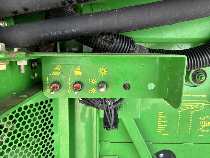 2002-john-deere-9750-image-59