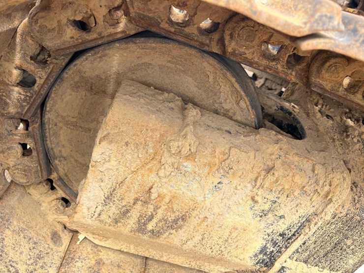 caterpillar-320gc-image-34