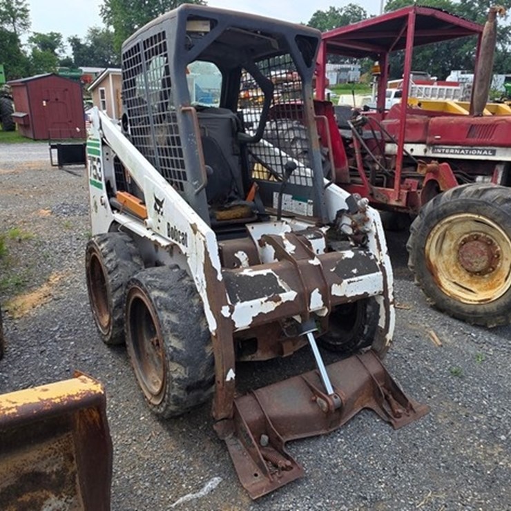 BOBCAT 753