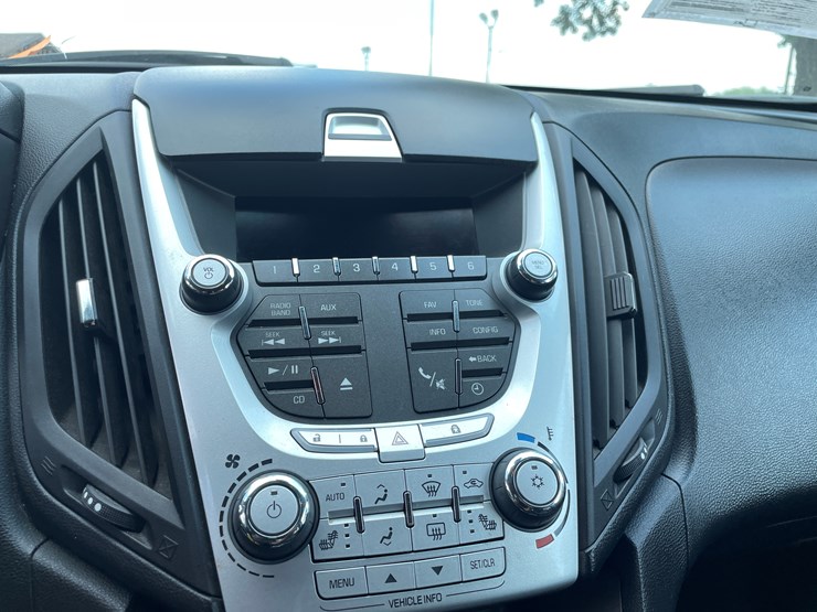2010-chevrolet-equinox-image-42