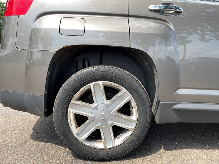 2010-gmc-terrain-slt-image-44
