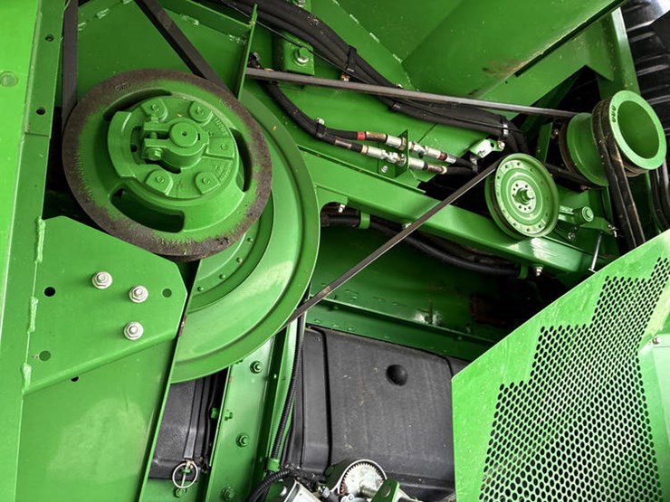 2014-john-deere-s680-image-79