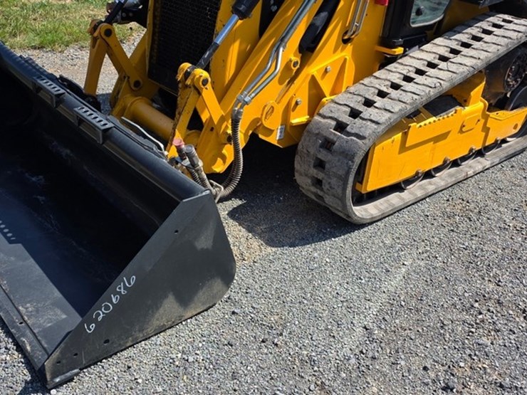 2021-jcb-1cxt-image-7