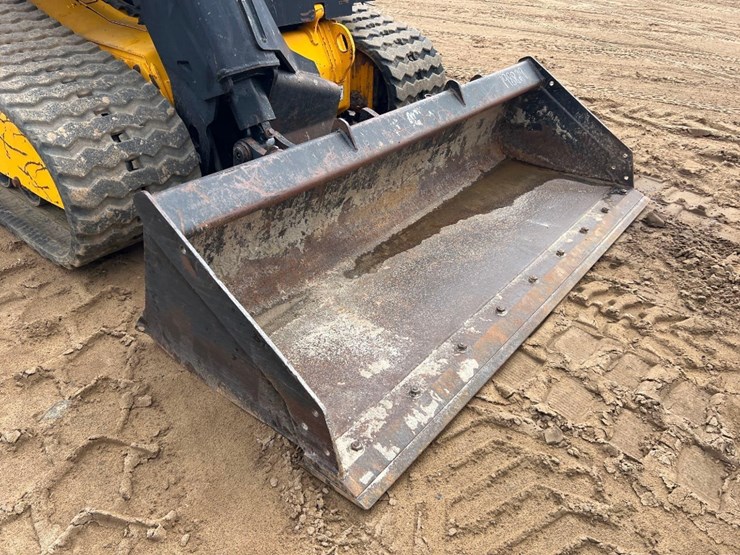 jcb-3ts-8t-image-17