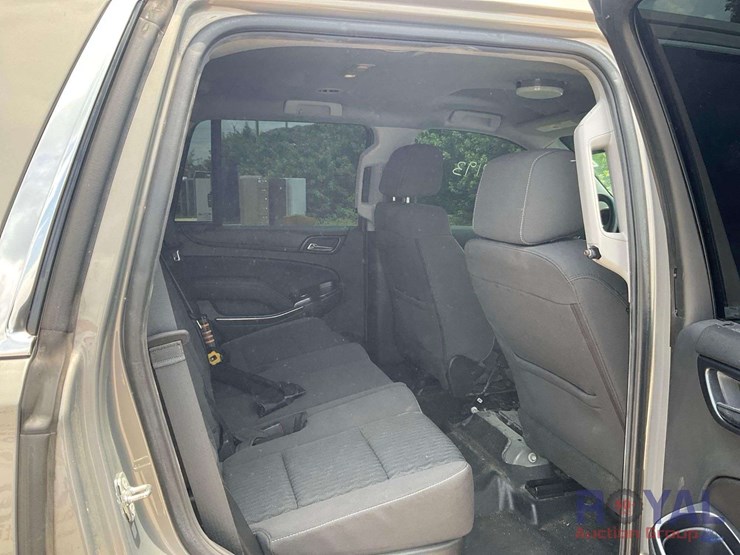 2018-chevrolet-tahoe-image-22