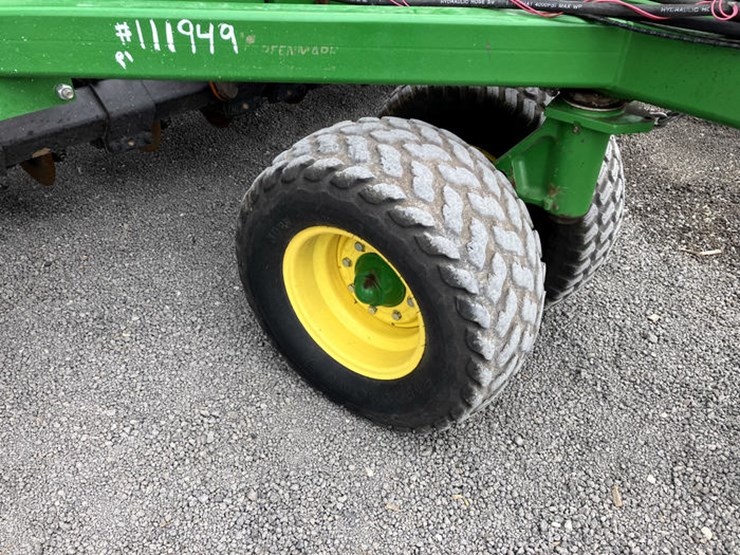john-deere-1590-image-3