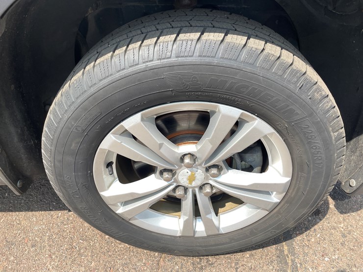 2010-chevrolet-equinox-image-28