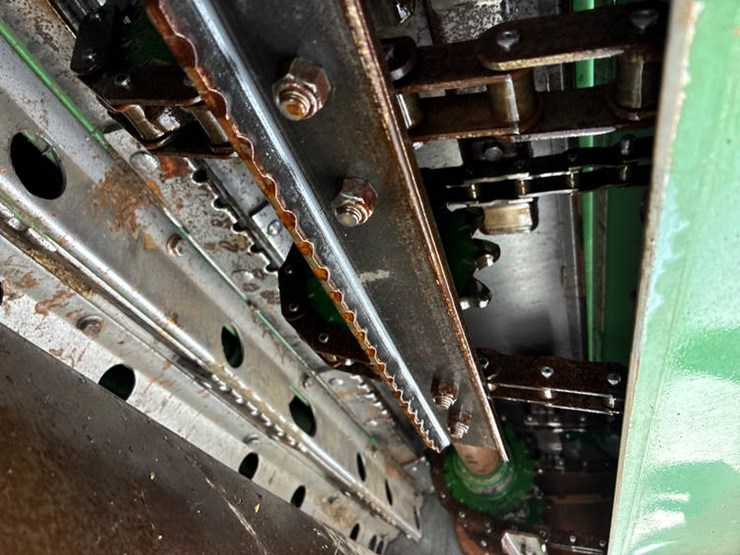 2016-john-deere-s680-image-26