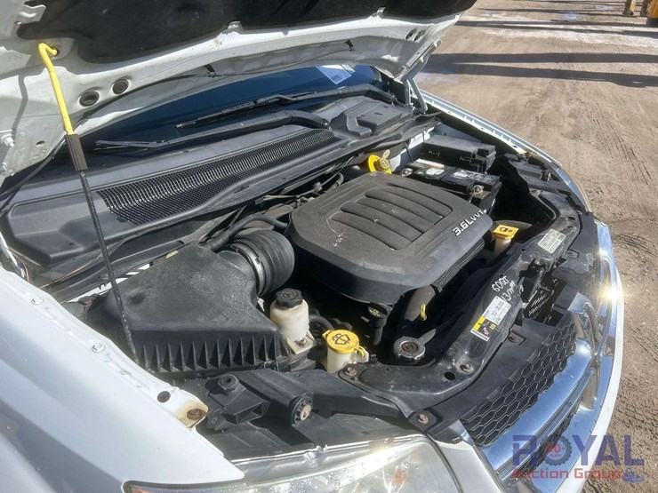2013-dodge-grand-caravan-se-image-7