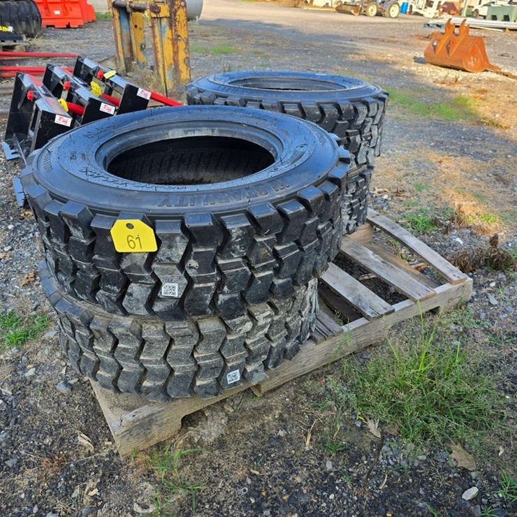 New 4-10-16.5 Forerunner Skidloader Tires