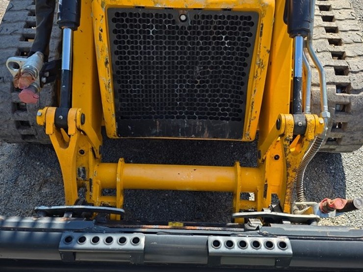2021-jcb-1cxt-image-36