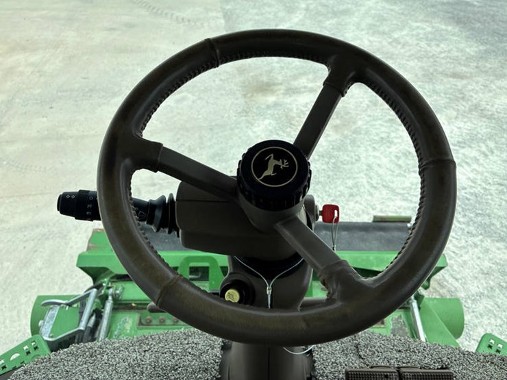 2016-john-deere-s680-image-109