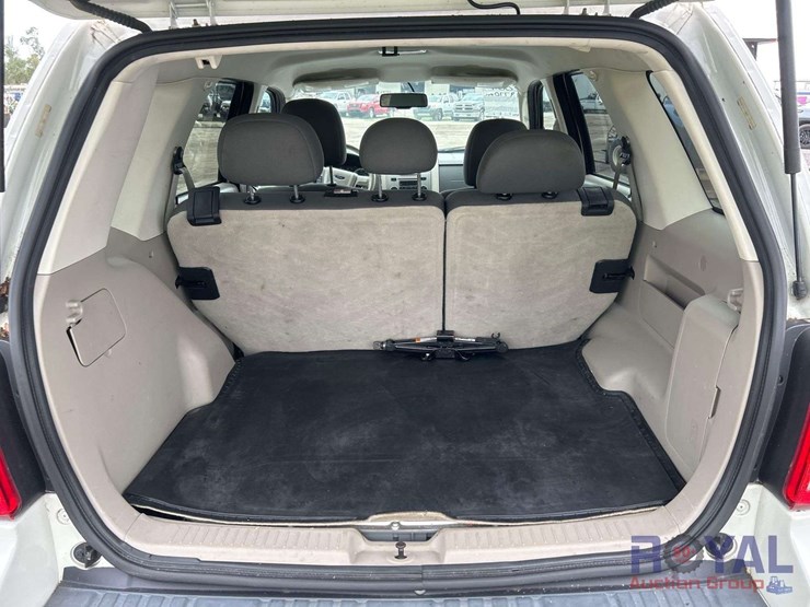 2009-ford-escape-hybrid-image-21