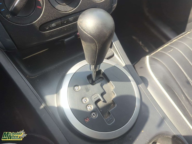 2010-mazda-cx7-image-11