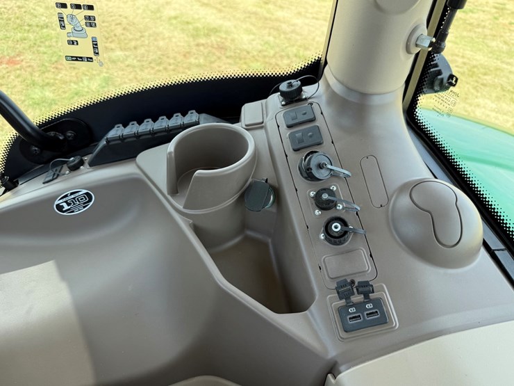 2024-john-deere-6155r-image-19