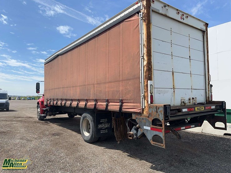 2009-international-durastar-4300-image-12