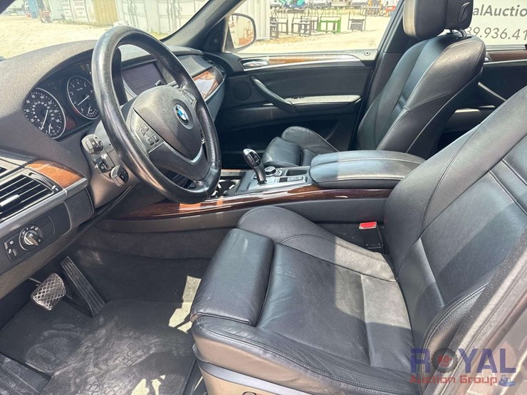 2013-bmw-x5-image-12