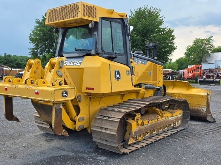 2014-deere-700k-lgp-image-3