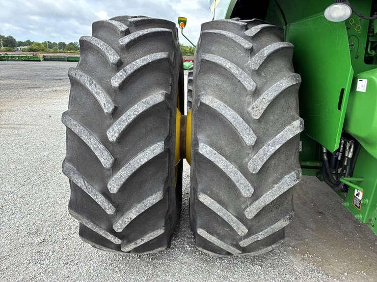 2014-john-deere-s680-image-34