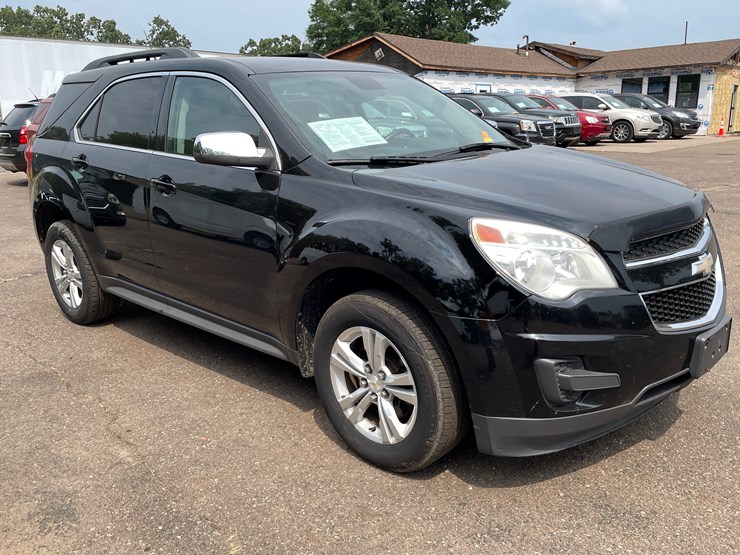 2013-chevrolet-equinox-lt-image-8